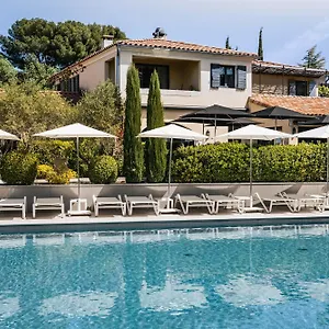 Du Côté Des Olivades Hotel